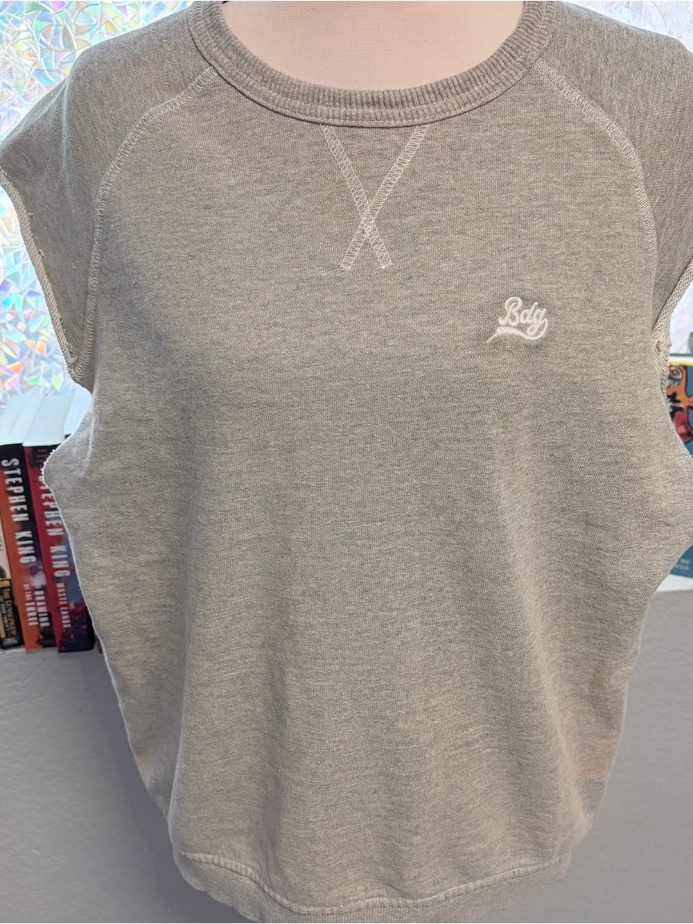 BDG Gray Sleeveless Sweatshirt - M